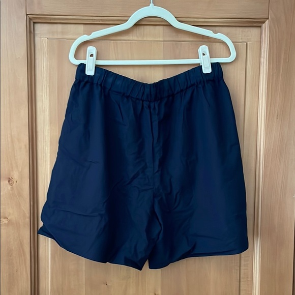 COS Drawstring Shorts - Picture 2 of 4
